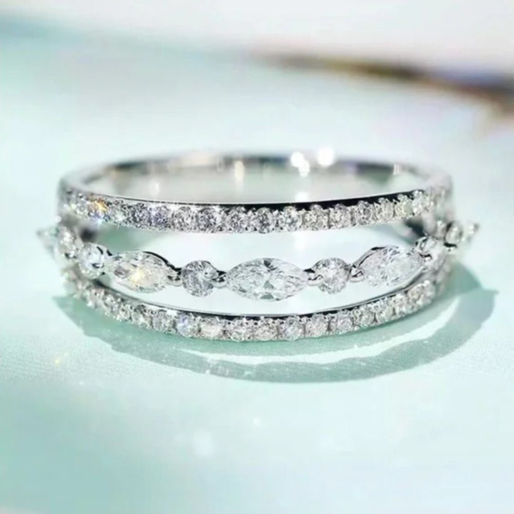 🌟Stylish Sterling Silver Ring